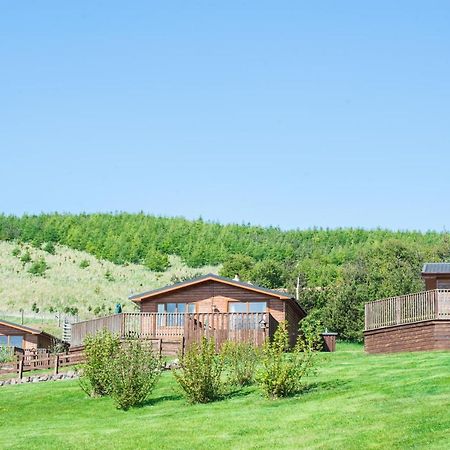Kingfisher Lodge With Hot Tub Cupar Exterior photo